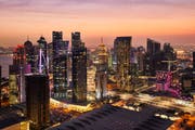 استكشف قطر بعيون الصقر المهيب